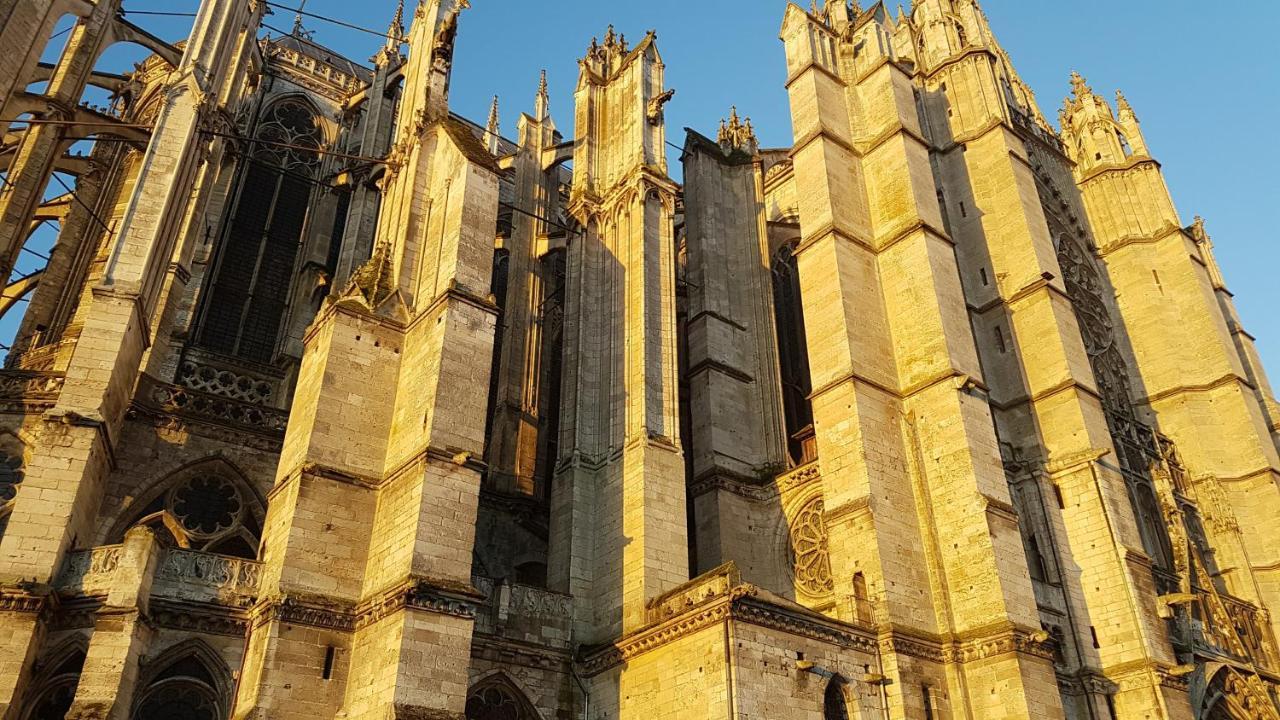 Апартаменты F1 Au Pied De La Cathedrale Бове Экстерьер фото